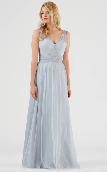 Sleeveless V-Neck Bowed Tulle Bridesmaid Dress With Ruching