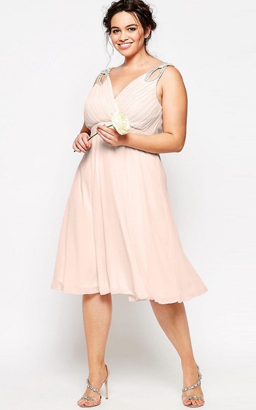 Sleeveless Knee-Length Beaded V-Neck Chiffon Bridesmaid Dress With Ruching And Zipper