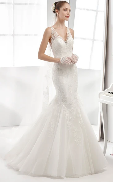 Mermaid V-neck Lace Wedding Dress With Appliques And Illusion Back