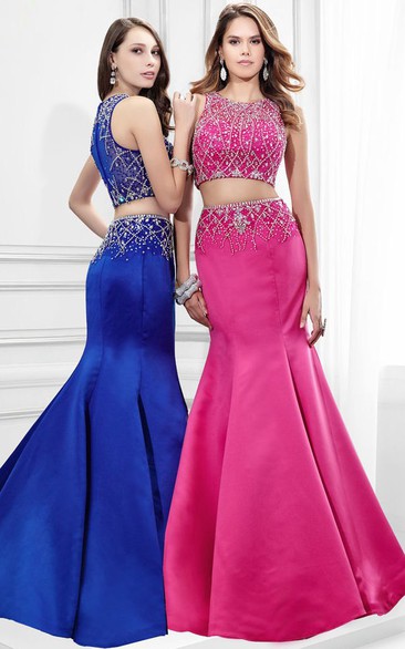 Mermaid Maxi Sleeveless Scoop Neck Beaded Satin Prom Dress