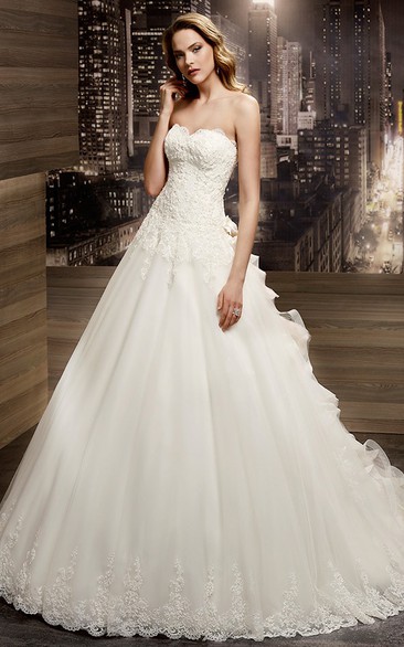 Strapless Appliques A-line Wedding Gown with Ruching Train and Lace-up Back