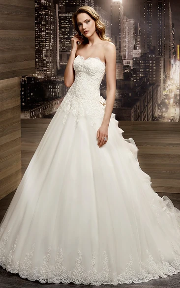 Strapless Appliques A-line Wedding Gown with Ruching Train and Lace-up Back