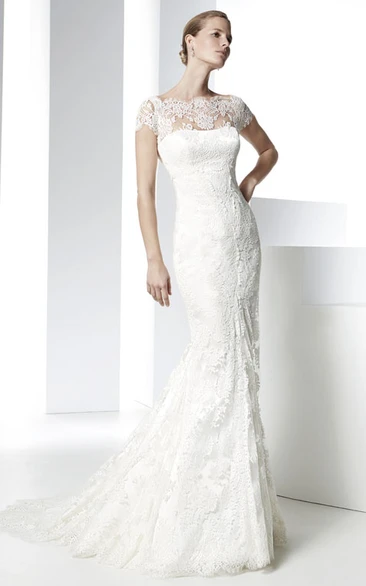 Mermaid Bateau Neck Cap Sleeve Appliqued Lace Wedding Dress With Court Train