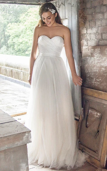 Long Sweetheart Criss-Cross Tulle Wedding Dress With Sweep Train And V Back