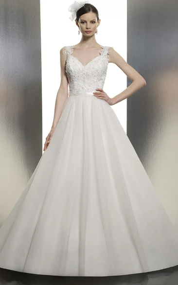 A-Line Appliqued Sleeveless Long Lace&Tulle Wedding Dress With Court Train And Backless Style
