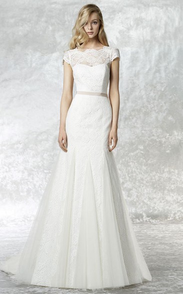 A-Line Cap Sleeve Bateau Neck Bowed Lace Wedding Dress With Court Train