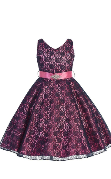 Sleeveless V-neck A-line Lace Dress With Sash