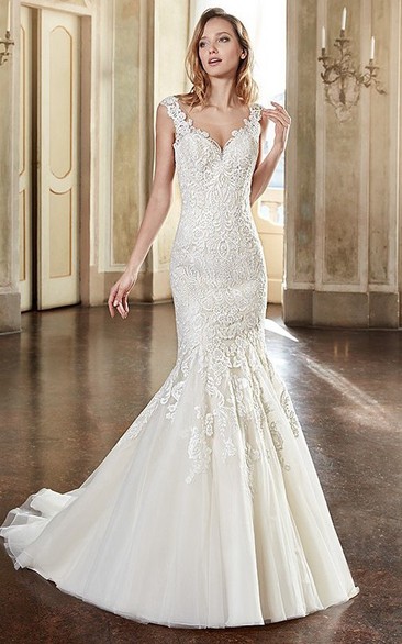 Trumpet V-Neck Long Cap-Sleeve Appliqued Lace Wedding Dress With Pleats