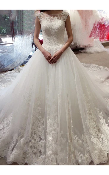 Ball Gown Cap Sleeve Bateau Applique Court Train Lace Tulle Princess Wedding Dresses
