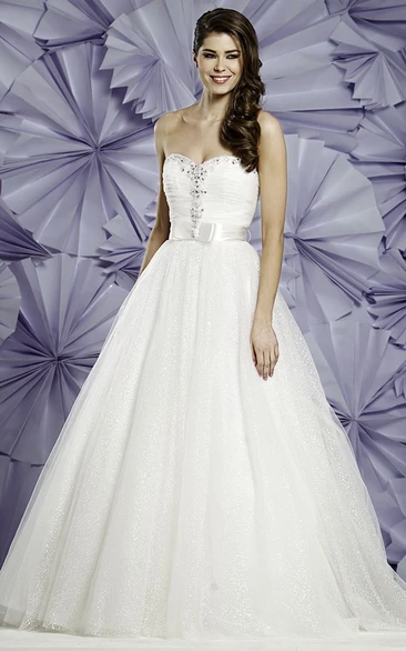 Ball Gown Sleeveless Beaded Sweetheart Long Tulle Wedding Dress With Sequins And Ruching