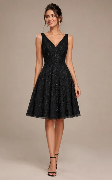 Short A-Line Knee-Length V-Neck Lace Homecoming Dress with Lace