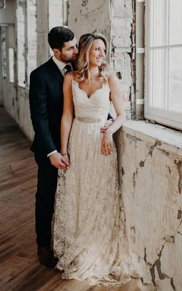 Spaghetti Summer Lace Pleated Backless Country Wedding Dress with Beadings and Pleats