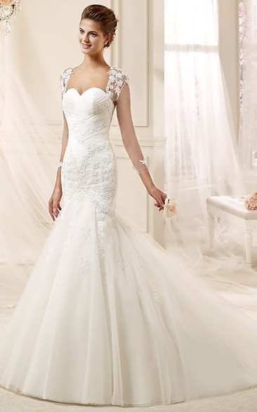 Sweetheart Sheath Mermaid Wedding Gown with Appliques and Pleated Bust