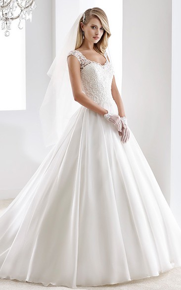 Square-Neck A-Line Lace Wedding Dress With Illusive Lace-Appliques Straps And Back