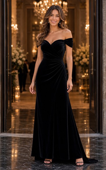 Black Off-the-shoulder Velvet Floor-length Gown