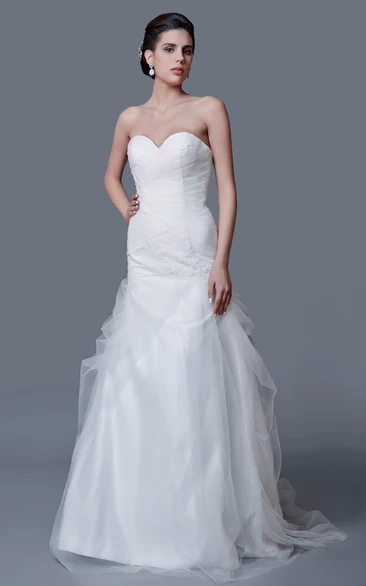 Dramatic Sweetheart A-line Tulle Gown With Ruching