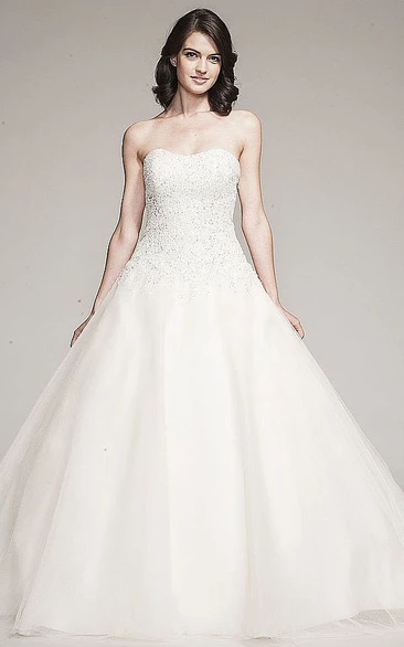 Ball Gown Long Strapless Tulle&Satin Wedding Dress With Beading