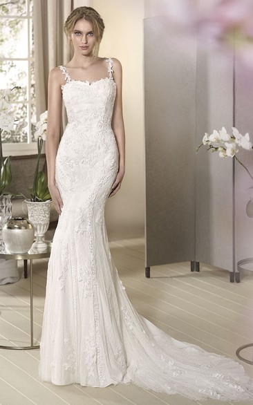 Sheath Spaghetti Sleeveless Floor-Length Appliqued Lace Wedding Dress With Pleats