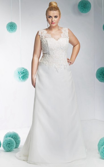 V-Neck Appliqued Floor-Length Sleeveless Lace&Satin Plus Size Wedding Dress