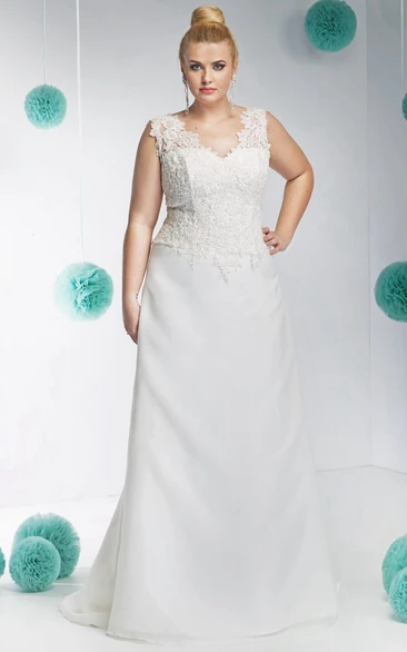 V-Neck Appliqued Floor-Length Sleeveless Lace&Satin Plus Size Wedding Dress