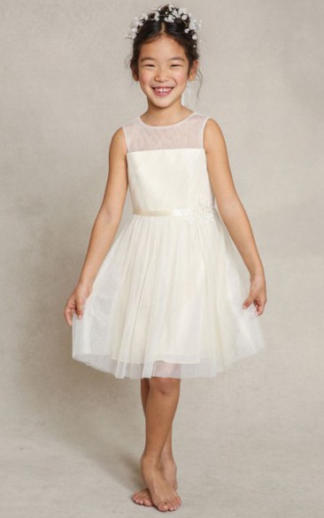 A-Line Sleeveless Scoop-Neck Bowed Floor-Length Tulle Flower Girl Dress