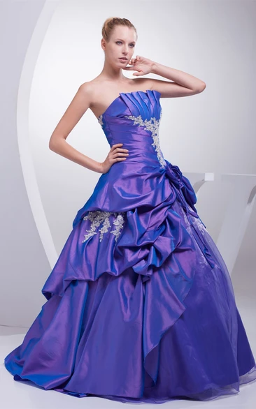 Sleeveless Ruched Pick-Up Ball-Gown With Appliques
