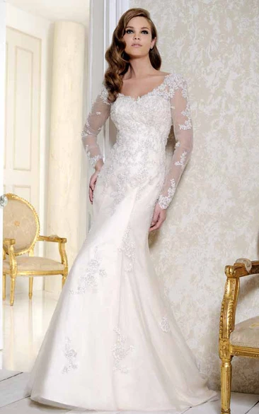 V-Neck Floor-Length Long-Sleeve Appliqued Satin&Tulle Wedding Dress