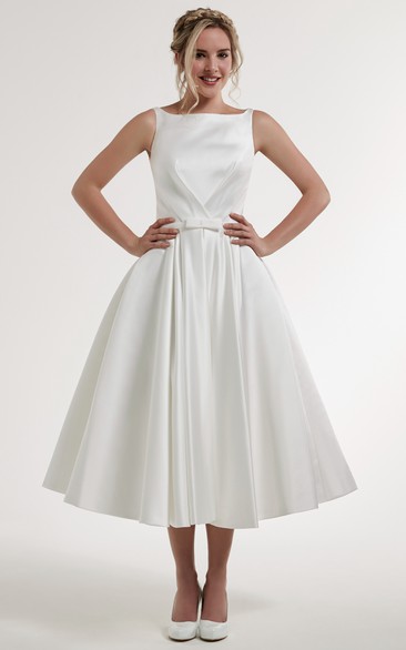 Tea-Length Bowed Sleeveless Scoop Neck Satin Wedding Dress