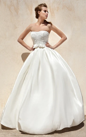 Ball Gown Floor-Length Strapless Bowed Sleeveless Satin Wedding Dress