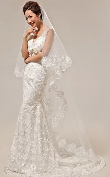 Simple Style Sweep Wedding Veil with Lace Edge