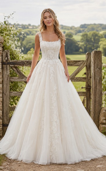 Country Square Tulle A-line Wedding Dress with Lace