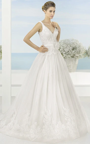A-Line Appliqued V-Neck Sleeveless Floor-Length Tulle Wedding Dress With Flower And Pleats