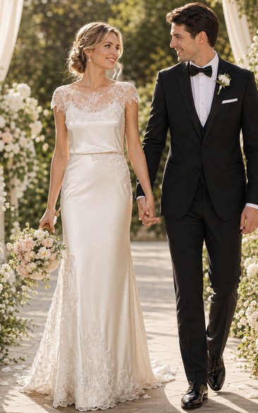 Robe de mariée vintage fourreau, col rond, manches courtes, longue, ornée d'appliqués de dentelle et de satin