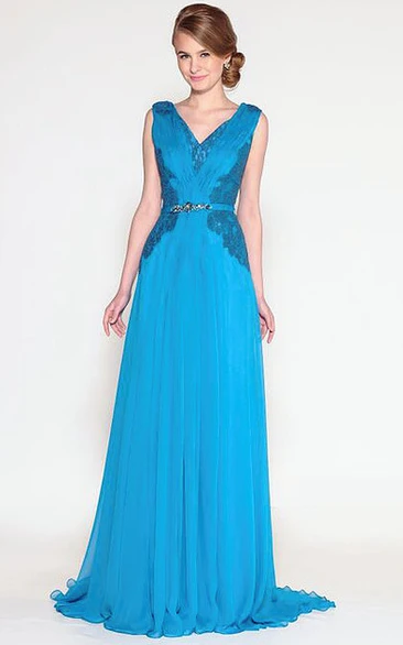 V-Neck Appliqued Maxi Sleeveless Chiffon Prom Dress With Waist Jewellery And Pleats