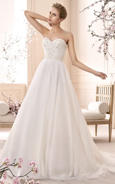 A-Line Sweetheart Sleeveless Floor-Length Beaded Tulle Wedding Dress With Ruching