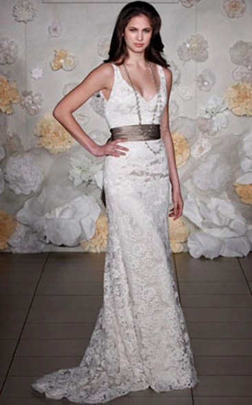 Fantastic Sleeveless Lace Over Charmeuse Bridal Dress With V Back