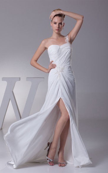 Sweetheart Front-Split Ruched Single Strap and Dress With Beading