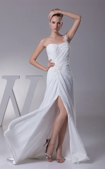Sweetheart Front-Split Ruched Single Strap and Dress With Beading