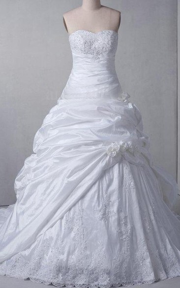 Knee-Length Straps Sweetheart Appliques Straps Keyhole Lace Taffeta Dress