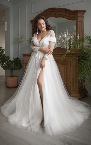 Sexy Curvy Plus Size Tulle Slit Front A-line Illusion Lace Long Sleeve Vintage Wedding Dress