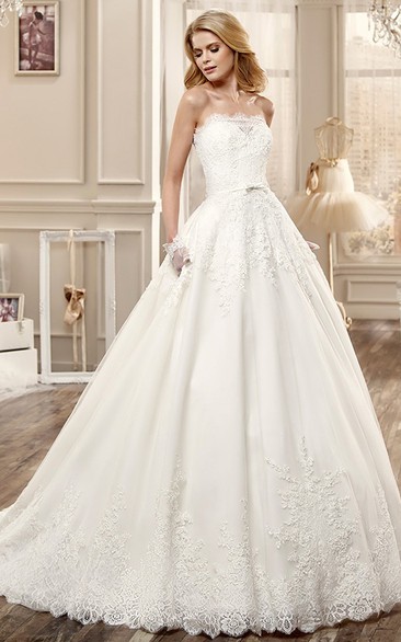 Strapless A-Line Wedding Dress With Embroidery And Brush Train