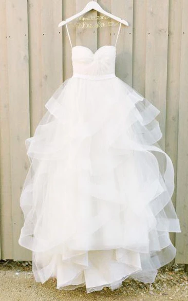 Gorgeous V-Neck Appliques A-Line Princess Wedding Dresses Chapel Short-Sleeve Floor-Length Bridal Gowns