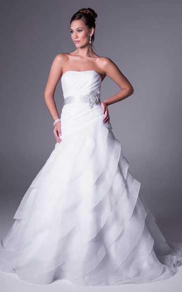 A-Line Floor-Length Strapless Sleeveless Tiered Organza Wedding Dress With Ruching And Broach