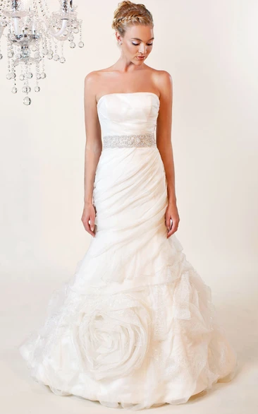 Mermaid Strapless Floor-Length Ruffled Sleeveless Satin Wedding Dress With Waist Jewellery And Flower