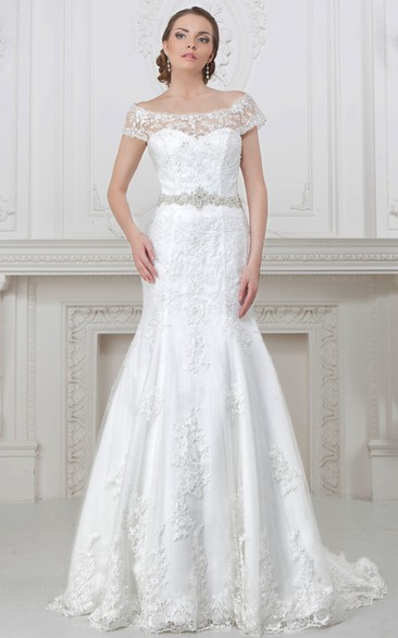 Mermaid Off-The-Shoulder Floor-Length Appliqued Lace Wedding Dress With Waist Jewellery