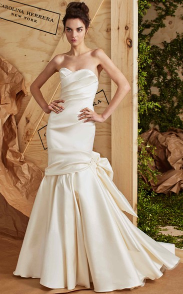 Mermaid Sweetheart Satin Wedding Dress With Criss Cross