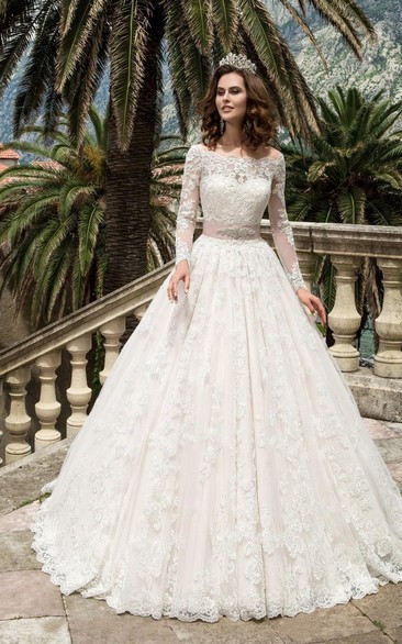 A-Line Mini Off-The-Shoulder Long Sleeve Bell Pleats Beading Appliques Court Train Button Lace Bridal Dress