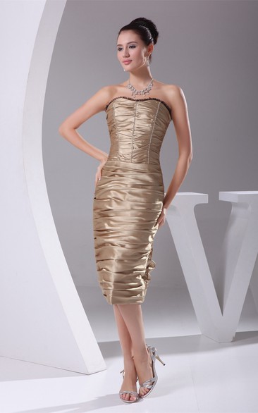 Sleeveless Knee-Length Dress With Overall Ruched Design