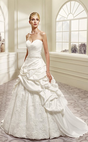 Sheath Sweetheart Jeweled Lace&Taffeta Wedding Dress With Criss Cross And Pick Up