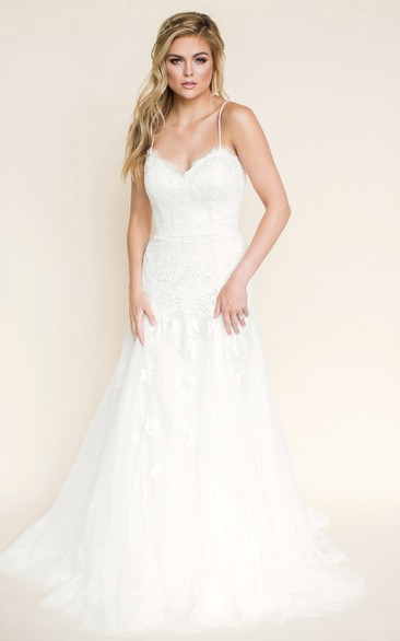 A-Line Floor-Length Appliqued Sleeveless Spaghetti Tulle Wedding Dress